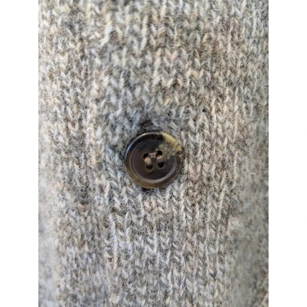 NWT Tough Boot Company Men's Cardigan Sweater L 100% Wool Made in Scotland‎